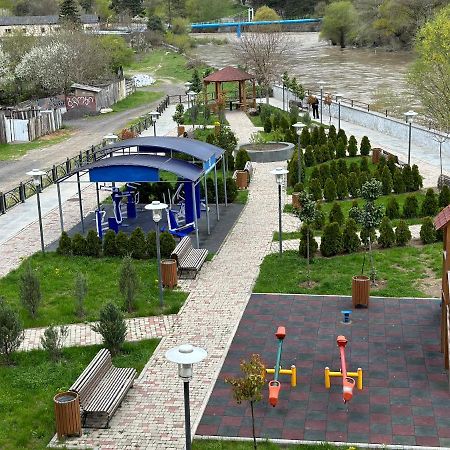 Vitali Apartment Borjomi Luaran gambar