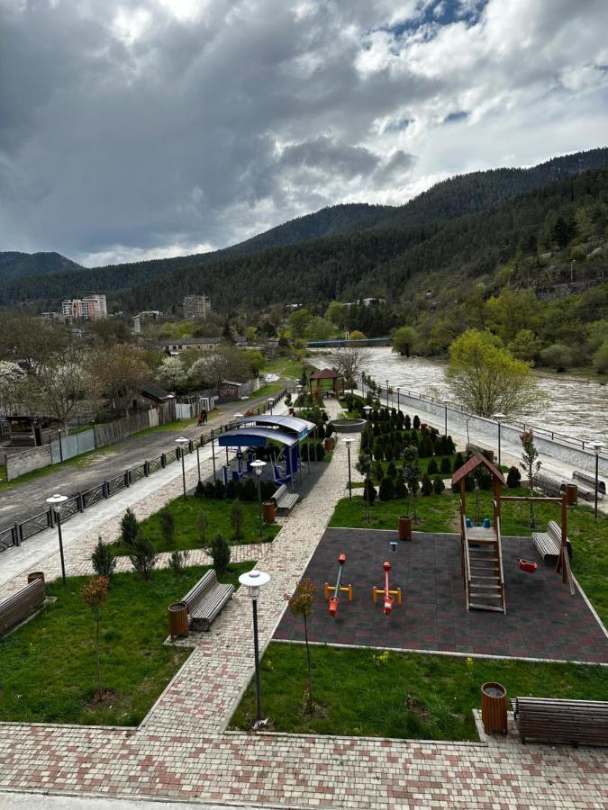 Vitali Apartment Borjomi Luaran gambar