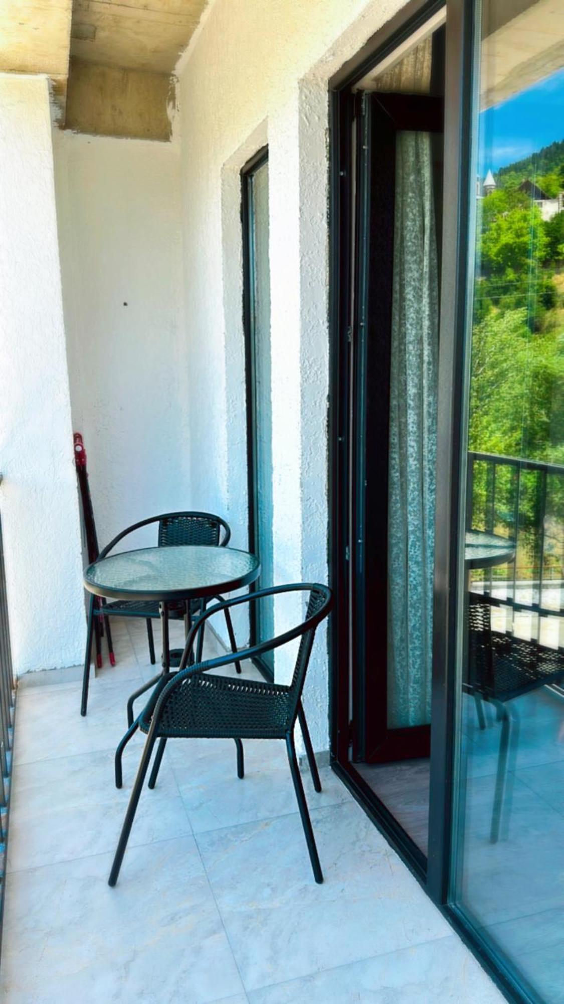 Vitali Apartment Borjomi Luaran gambar